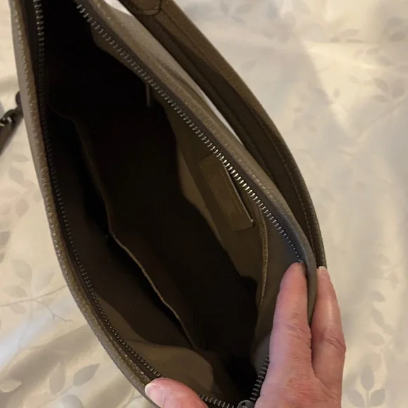 NEW LISTING Coach Laurel Soft Leather Bag - Picture 4 of 4